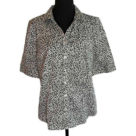 D10 Talbots Women's B&W Animal Print Button Front Shirt, Size 16, Pre-owned - Picture 1 of 7